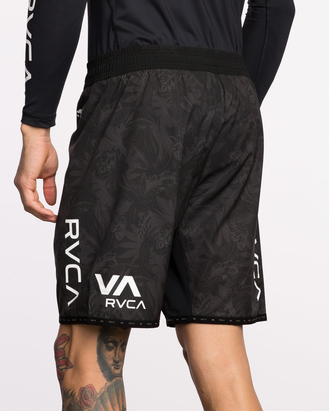 bj penn rvca boardshorts