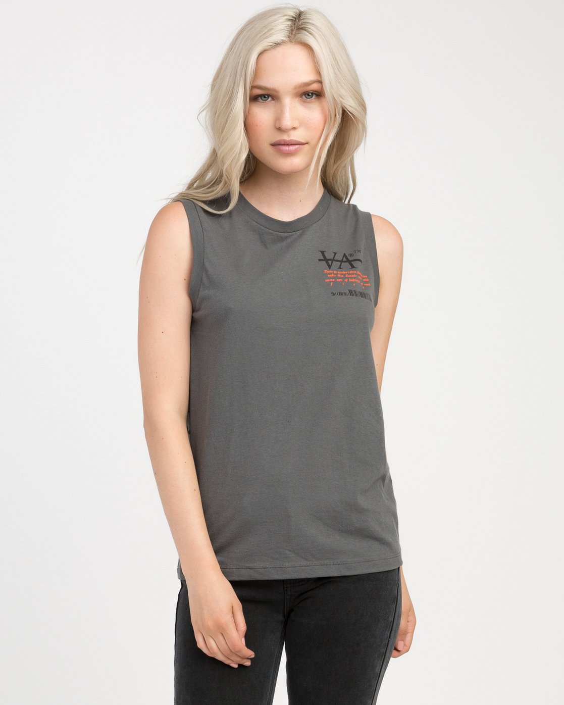 sleeveless t shirt