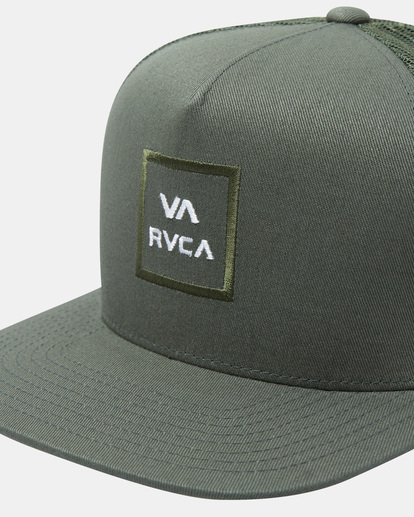 Rvca trucker store