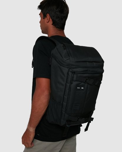 6 VOYAGE BACKPACK III Black R305453 RVCA