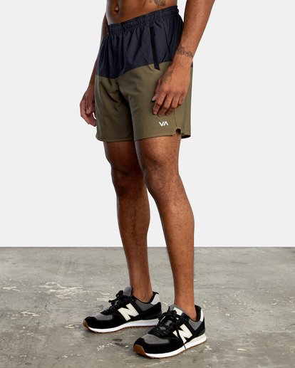 0 Yogger Stretch 17" Shorts Brown V201TRYS RVCA