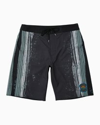 0 CHRISTIAN TRUNK  H1BSJBRVP8 RVCA