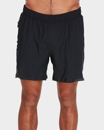 0 VA 16 inch Tech Shorts Black R381326 RVCA