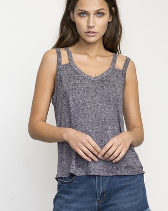 0 PORTRAYAL  C3TPRXRVP7 RVCA