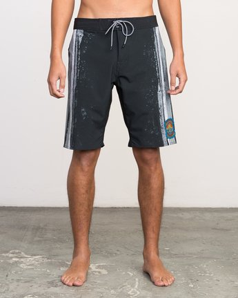 1 CHRISTIAN TRUNK  H1BSJBRVP8 RVCA