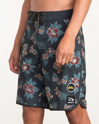 7 MCMILLAN FLORAL TRUNK  H1BSJFRVP8 RVCA