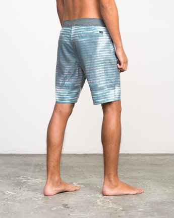 5 BOPPA STRIPE TRUNK  H1BSRFRVP8 RVCA