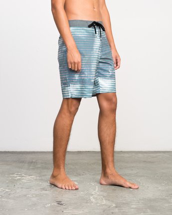 6 BOPPA STRIPE TRUNK  H1BSRFRVP8 RVCA
