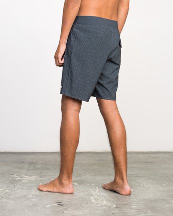 3 VA TRUNK  H1BSRGRVP8 RVCA