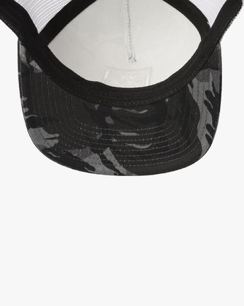 rvca travel trucker hat