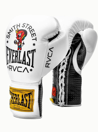 everlast x @supremenewyork Boxing Gloves available now. Brand new