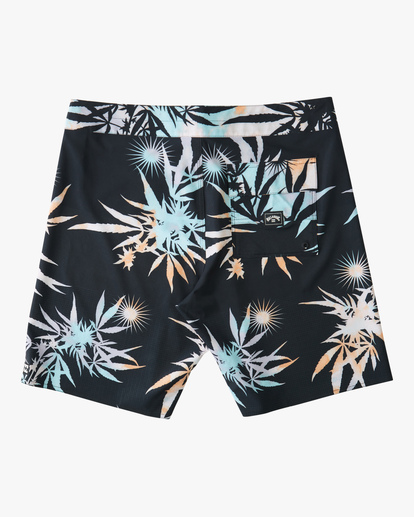 1 Boys' Sundays Pro Boardshorts 17" Black ABBBS00134 Billabong