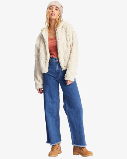 Fur keeps faux sale fur crop jacket billabong