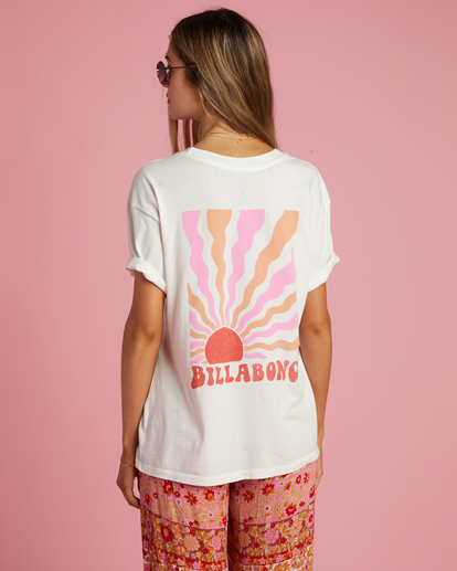 2 Happy To Be Here Graphic Boyfriend T-Shirt  ABJZT01076 Billabong