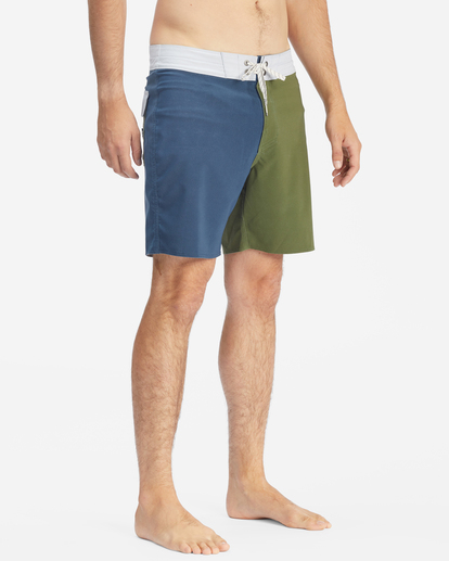 4 All Day Pigment Pro Boardshorts 18" Multicolor ABYBS00245 Billabong