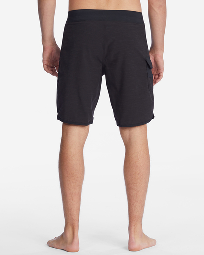5 73 Pro Boardshorts 20" Black ABYBS00261 Billabong