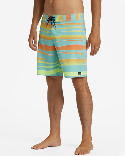 3 Sundays Pro Performance 19" Boardshorts Green ABYBS00387 Billabong