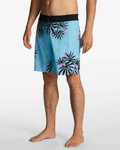 3 Sundays Pro Performance 19" Boardshorts Blue ABYBS00387 Billabong