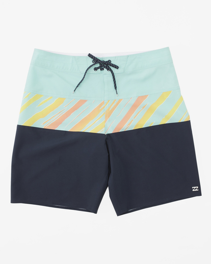 0 Tribong Pro Performance 18" Boardshorts Green ABYBS00389 Billabong