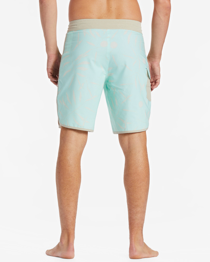 4 73 Pro Boardshorts 19" Green ABYBS00390 Billabong
