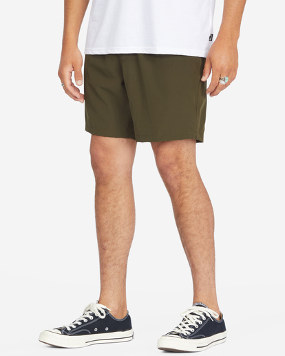 3 A/Div Surftrek Elastic Waist Shorts 17" Brown ABYWS00155 Billabong