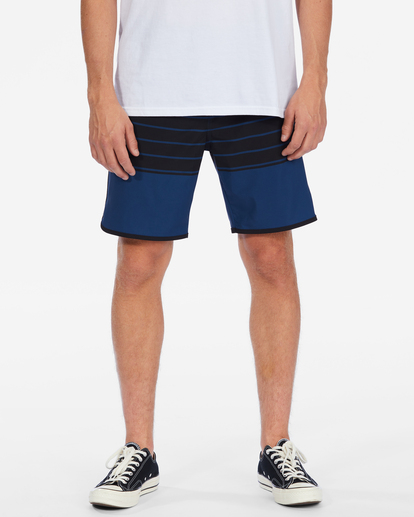 0 Crossfire Elastic '73 Submersible Shorts 18"  ABYWS00178 Billabong