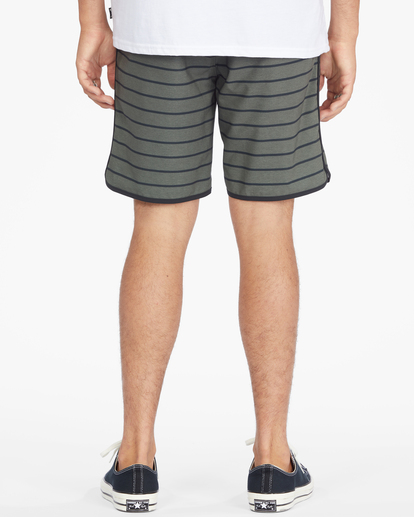 2 Crossfire Elastic '73 Submersible Shorts 18" Green ABYWS00178 Billabong