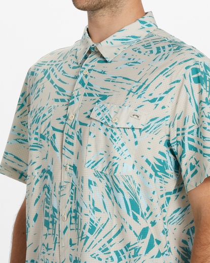 3 A/Div Surftrek Perf Short Sleeve Shirt Beige ABYWT00195 Billabong