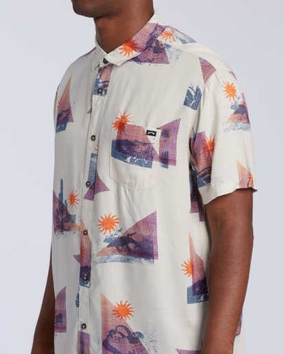 2 Sundays Floral Short Sleeve Shirt Beige M5043BSF Billabong