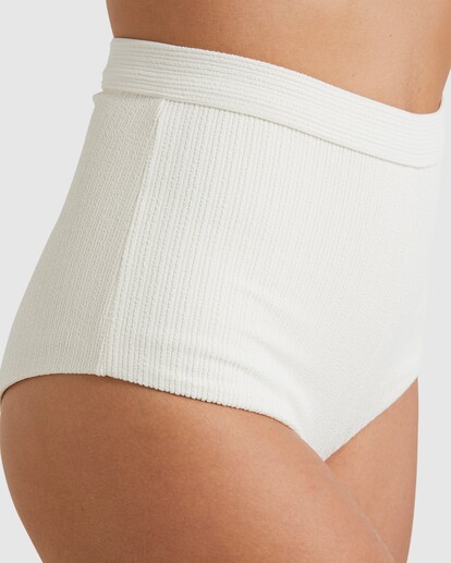 5 Sunrays Avalon Bikini Bottom White UBJX400451 Billabong
