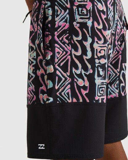 5 Sundays Split  Lo Tide Boardshorts Black UBYBS00162 Billabong