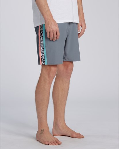 Billabong lo tide hot sale board shorts