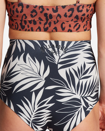 5 1/1mm Hightide - Wetsuit-Shorts für Frauen Schwarz ABJWH00101 Billabong