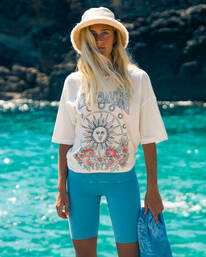 Setting Sun Boyfriend T-Shirt Setting Sun Boyfriend T-Shirt