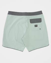 1 73 Lo Tide Boardshorts 19" Green ABYBS00250 Billabong