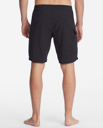 5 73 Pro Boardshorts 20" Black ABYBS00261 Billabong