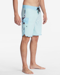 4 73 Pro Boardshorts 20" Blue ABYBS00261 Billabong