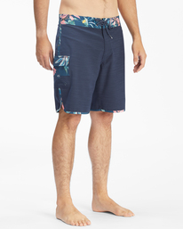 4 73 Pro Boardshorts 20" Blue ABYBS00261 Billabong