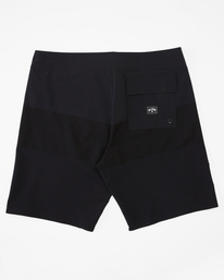 1 Tribong Airlite Boardshorts 19" Black ABYBS00305 Billabong