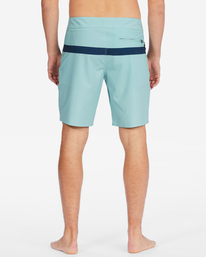 4 Momentum Airlite Boardshorts 19" Green ABYBS00325 Billabong
