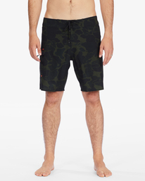 2 Airlite Plus Boardshorts 18.5" Green ABYBS00344 Billabong