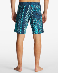 6 Sundays Airlite Performance 19" Boardshorts Blue ABYBS00379 Billabong