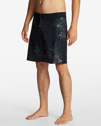 3 Sundays Airlite Performance 19" Boardshorts Black ABYBS00379 Billabong