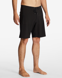 4 All Day Airlite Performance 19" Boardshorts Black ABYBS00382 Billabong