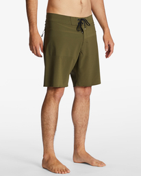 4 All Day Airlite Performance 19" Boardshorts Green ABYBS00382 Billabong