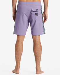 4 D Bah Ciclo Pro Performance 18" Boardshorts Purple ABYBS00386 Billabong