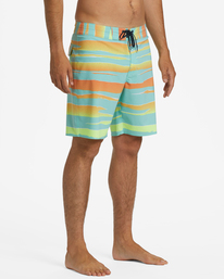 4 Sundays Pro Performance 19" Boardshorts Green ABYBS00387 Billabong
