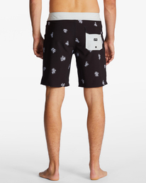 5 Sundays Pro Performance 19" Boardshorts Black ABYBS00387 Billabong