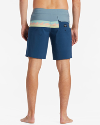 4 Momentum Pro Performance 19" Boardshorts Blue ABYBS00391 Billabong