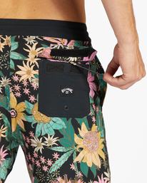 6 Sundays  Lo Tide Boardshorts Black ABYBS00398 Billabong